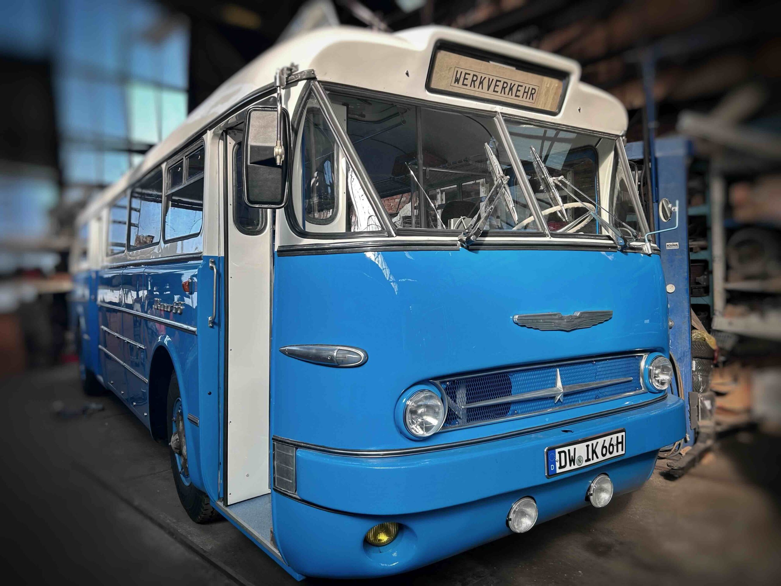 Whisky-Bus Tour Weesenstein und Friedenslinden im Ikarus 66 - Premierenfahrt